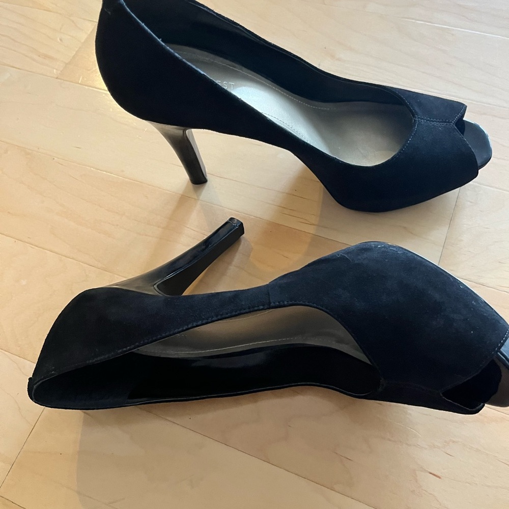 Nine West Black Suede Peep Toe 4” Heels. Worn Once. Excellent Condition. $30